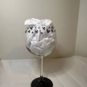 Disney Icons Mickey Mouse Trim Stemmed Wine Glass